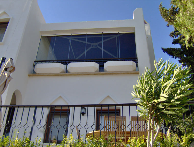 Türkmenoglu 
 Yapı